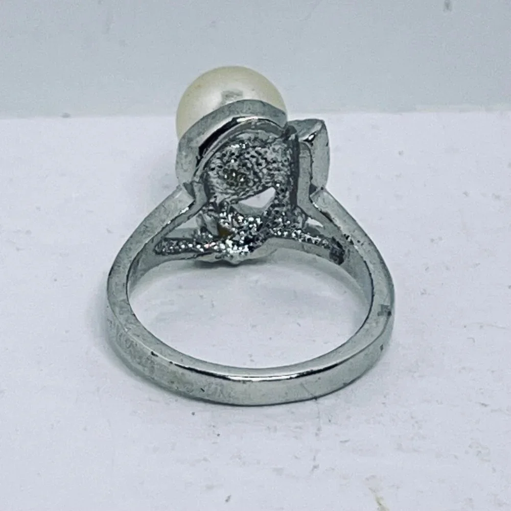 Silver Tone Rhinestone & Faux Pearl Statement Ring Size 6.25 (R429) - Picture 7 of 8